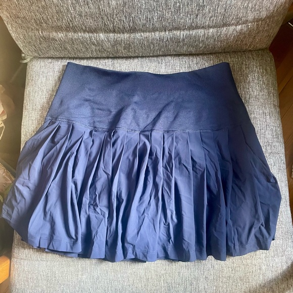Wilson Midtown Tennis Skirt, XL - Picture 2 of 3